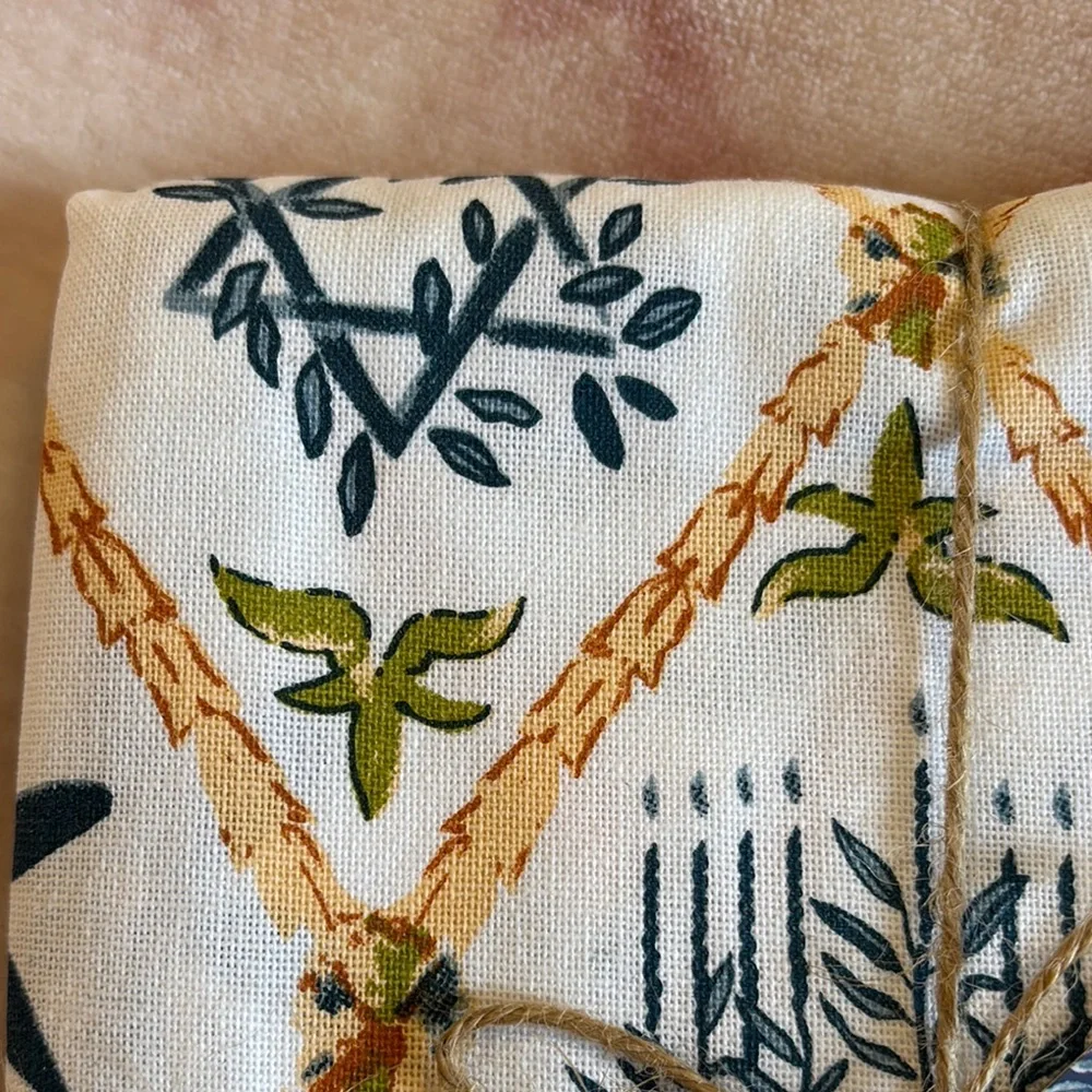 Sur La Table Hanukkah Designer Kitchen Towels Set of 2 NWT cotton 20x30”